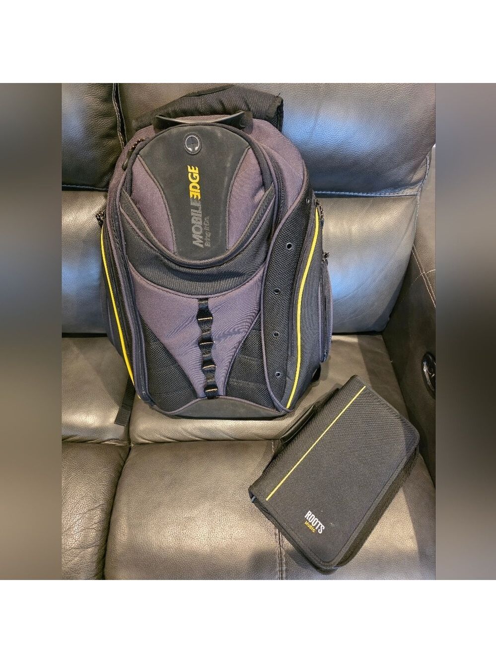 Mobile Edge Backpack with Roots CD Case